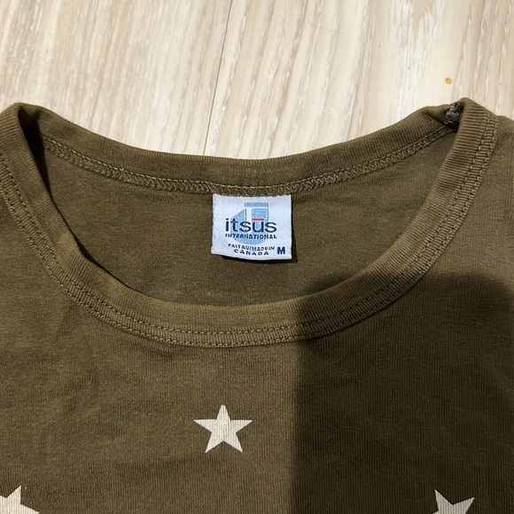 Tshirt size medium. - Picture 2 of 3